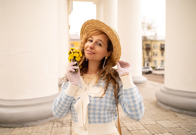 成鮮明對比 成鮮明對比